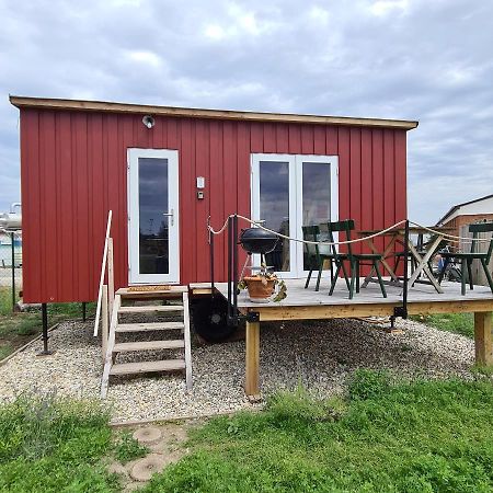 Вилла Tiny House Neusiedl an der Zaya Экстерьер фото