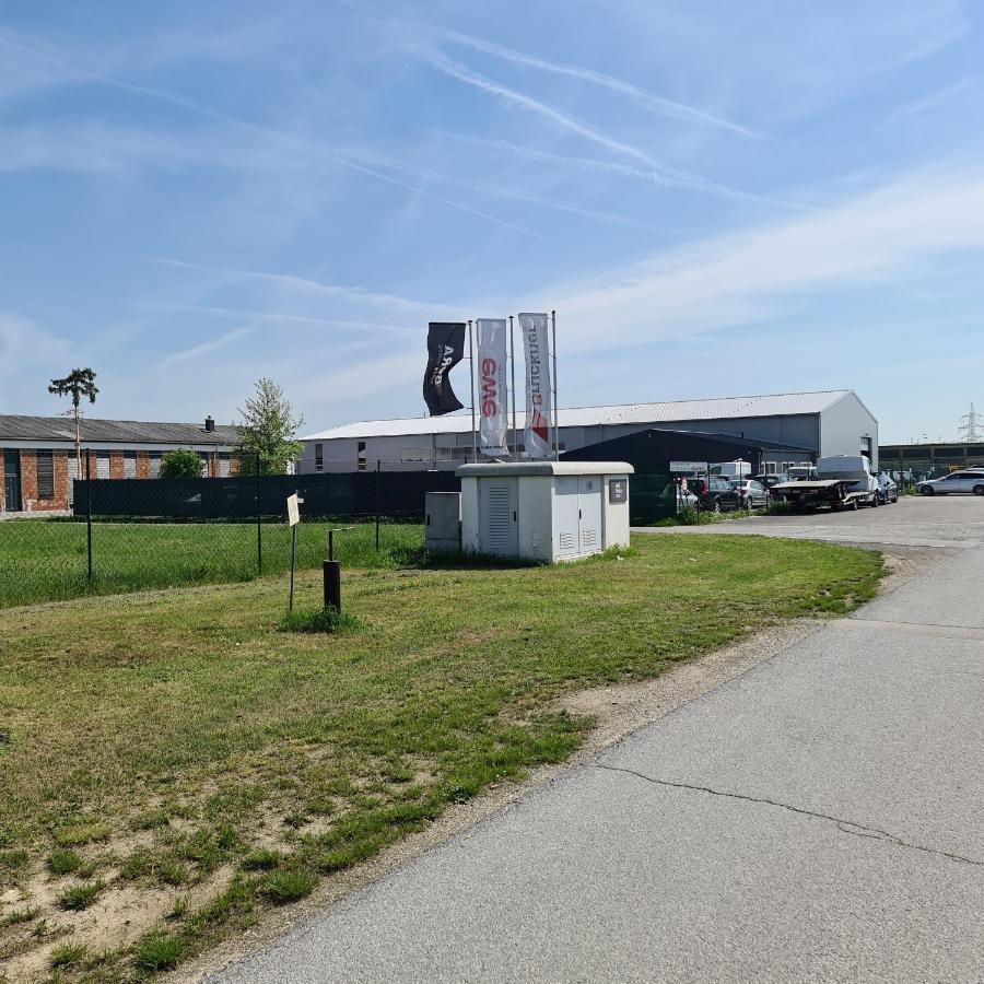 Вилла Tiny House Neusiedl an der Zaya Экстерьер фото